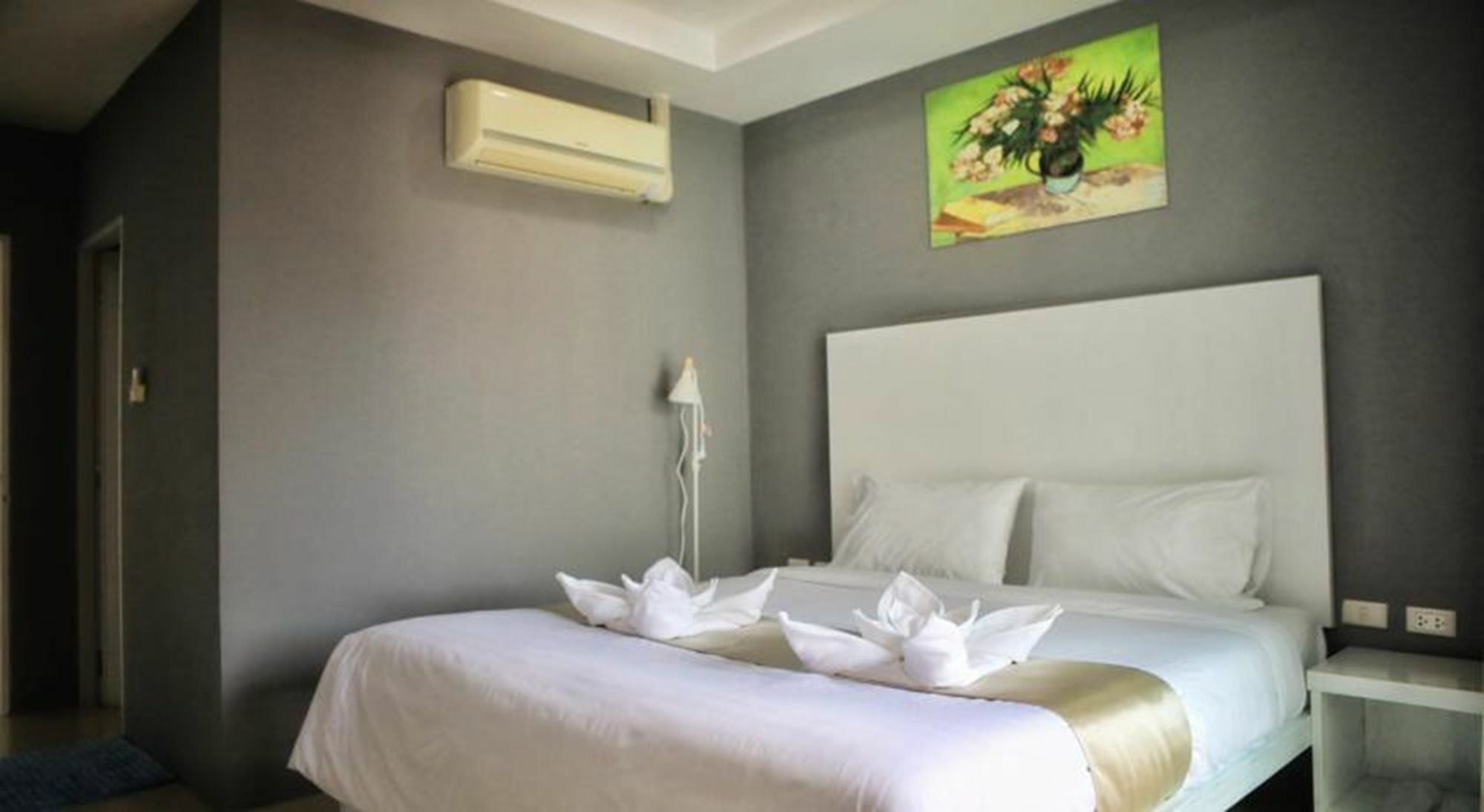 Guan Chao Yin Hotel Patong Ngoại thất bức ảnh